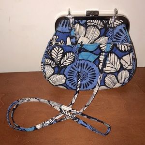 Vera Bradley - small crossbody purse 💙